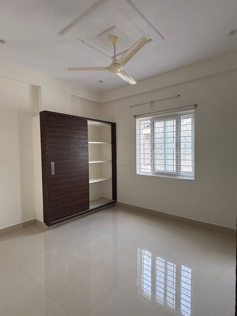 Room, kondapur 1 Bedroom 550 Sq.Ft. Apartment In Kondapur Hyderabad 9561832