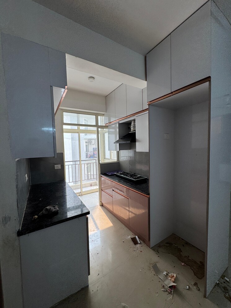Kitchen, suncity-avenue-76 2 Bedroom 682 Sq.Ft. Apartment In Sector 76 Gurgaon 9561869
