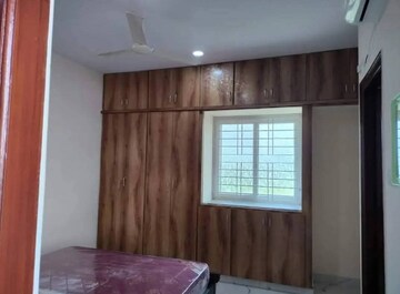 Room in 2 BHK Apartment at Kondapur – for Rent