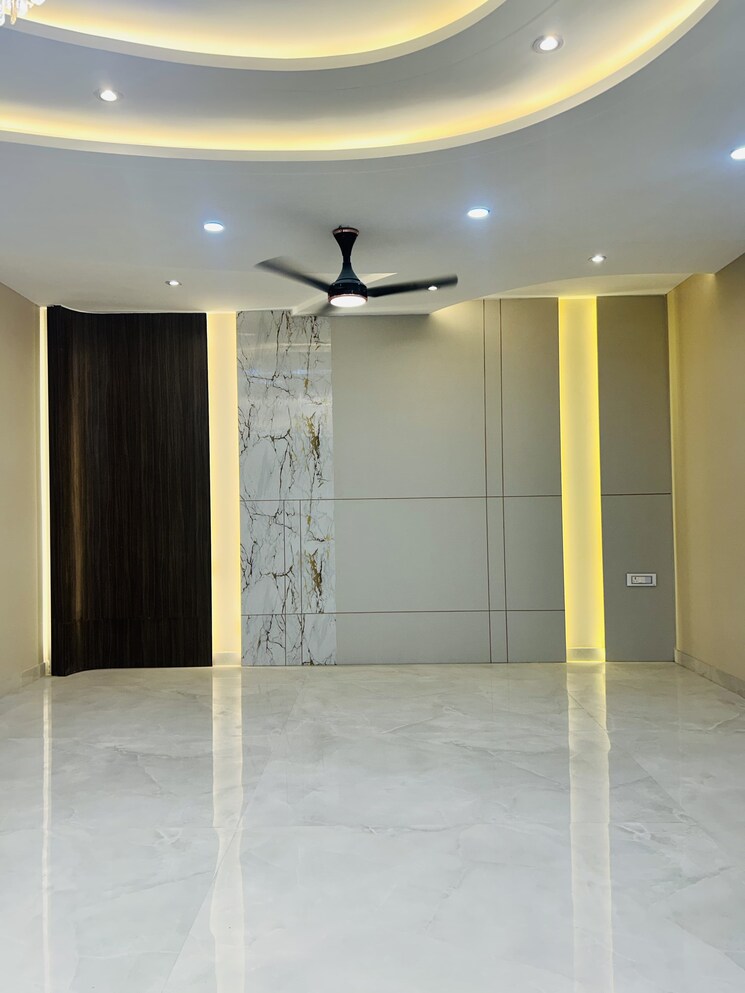 undefined, sector 89 4 Bedroom 359 Sq.Yd. Builder Floor In Sector 89 Faridabad 9561926