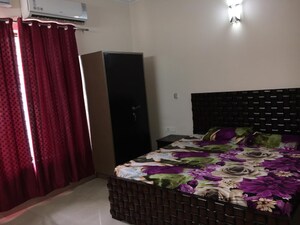 Bedroom in 2 BHK Builder Floor at Sector 46 – for Rent