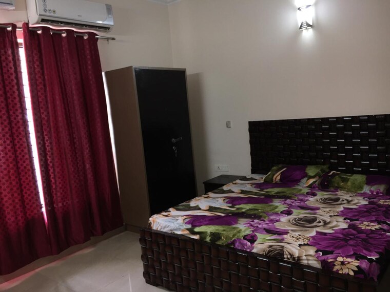 Bedroom, sector 46 2 Bedroom 1900 Sq.Ft. Builder Floor In Sector 46 Gurgaon 9561894