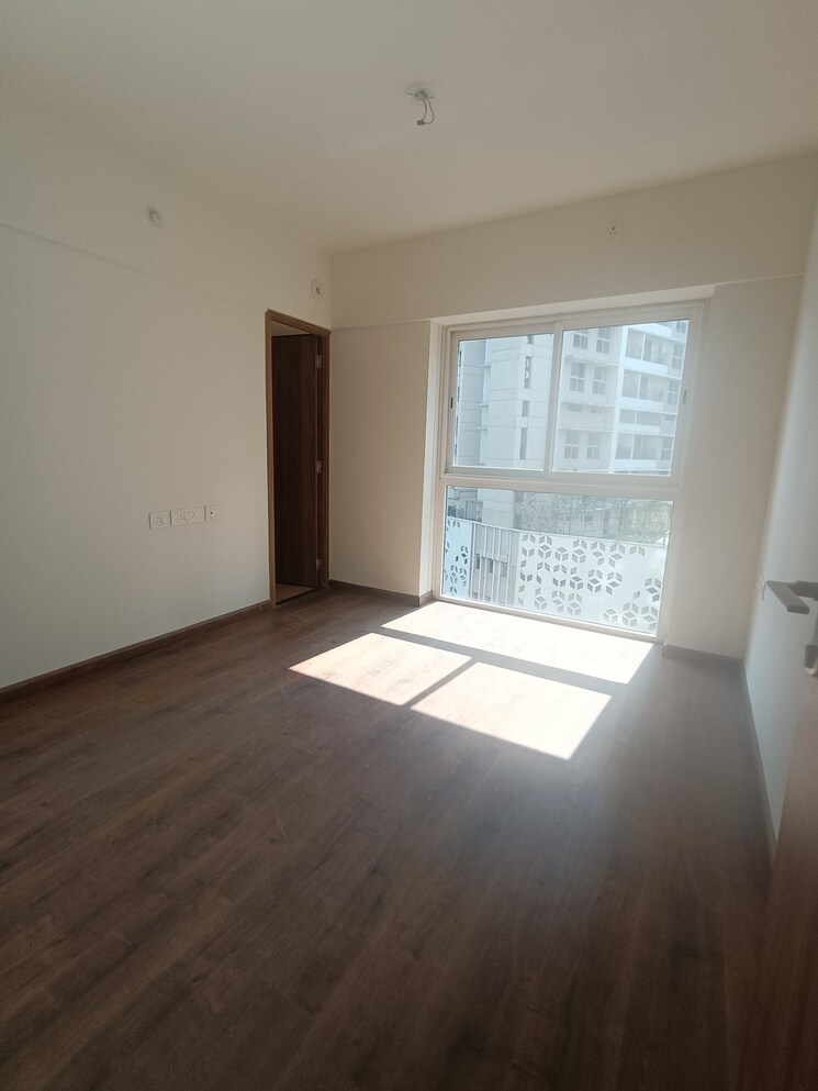 Room, sd-siennaa-wing-c 2 Bedroom 720 Sq.Ft. Apartment In Kandivali East Mumbai 9562250