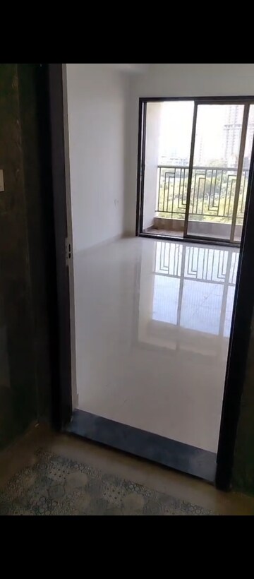 Room in 1 BHK Apartment at Regency Onyx, Dombivli East – for Rent