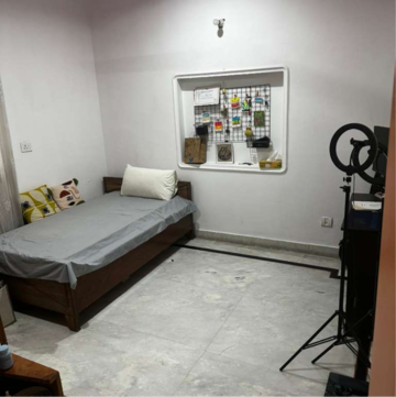 Living Room in 3 BHK Villa at Sector 23 – for Rent