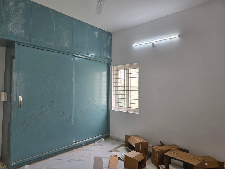 Room, kondapur 2 Bedroom 1250 Sq.Ft. Apartment In Kondapur Hyderabad 9561982