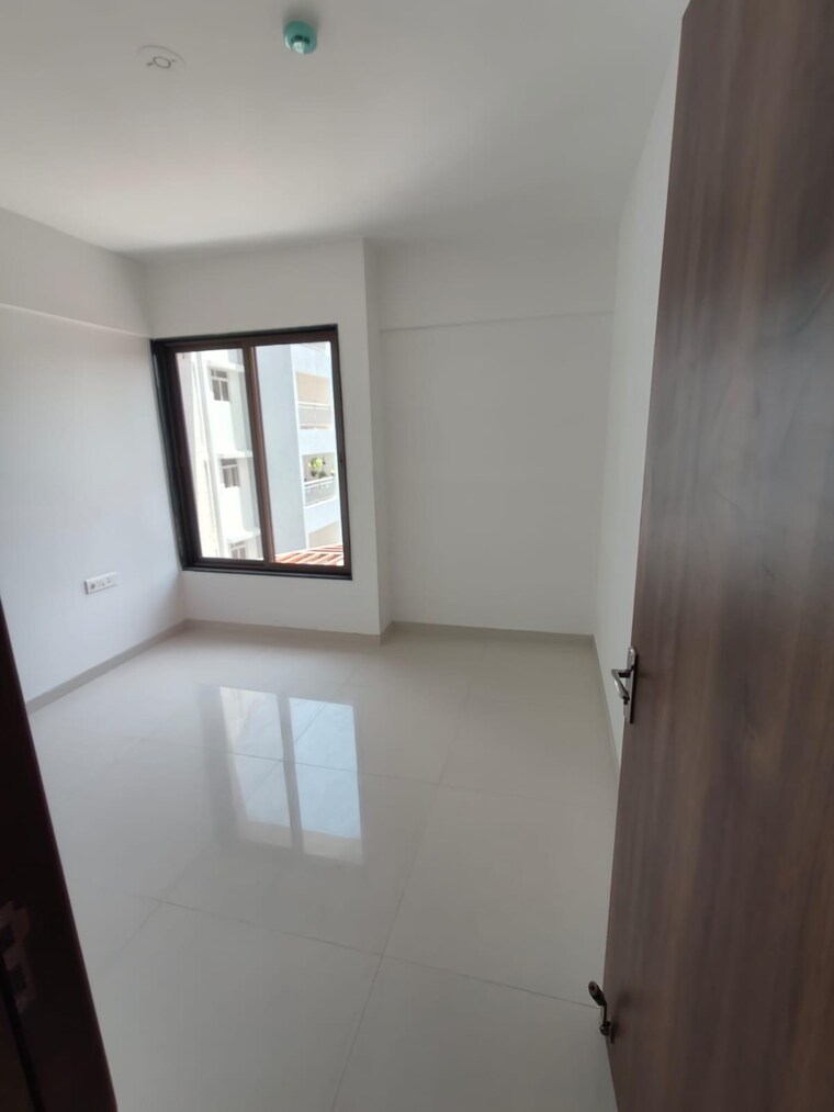 Room, wadgaon sheri 1 Bedroom 850 Sq.Ft. Apartment In Wadgaon Sheri Pune 9561949