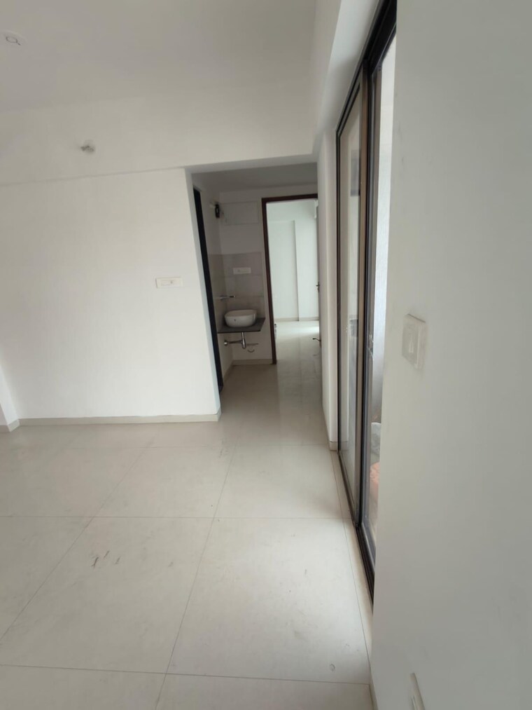 Room, wadgaon sheri 1 Bedroom 850 Sq.Ft. Apartment In Wadgaon Sheri Pune 9561949