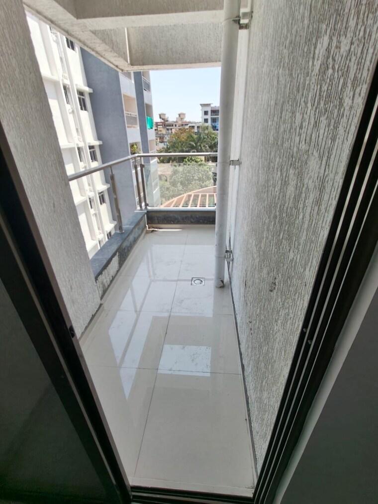 Balcony, wadgaon sheri 1 Bedroom 850 Sq.Ft. Apartment In Wadgaon Sheri Pune 9561949