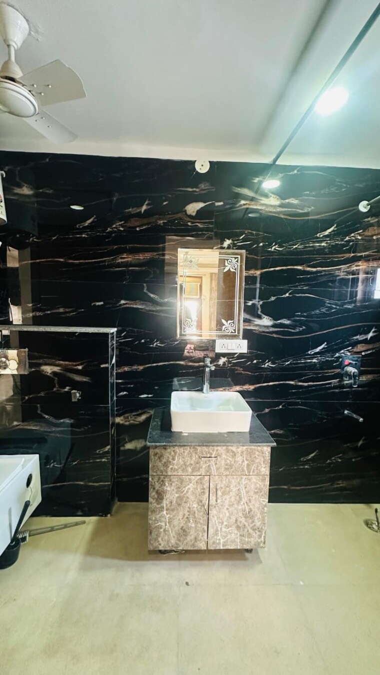 undefined, saket 3 Bedroom 1200 Sq.Ft. Builder Floor In Saket Delhi 9562008