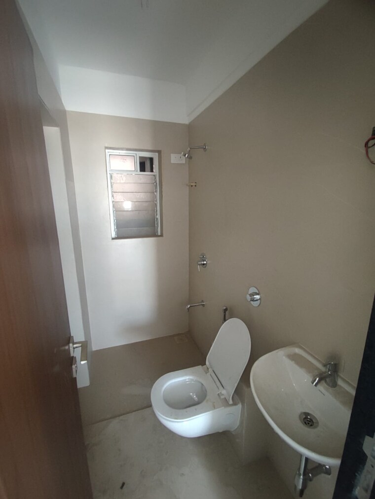 Bathroom, godrej-urban-park 1 Bedroom 450 Sq.Ft. Apartment In Chandivali Mumbai 9562040