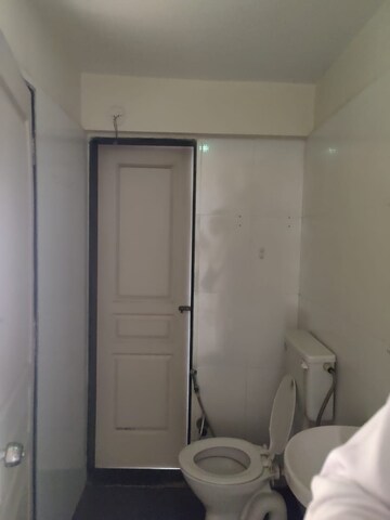 Attached Bathroom in 1 BHK Apartment at Dheeraj Solitaire, Malad West – for Rent