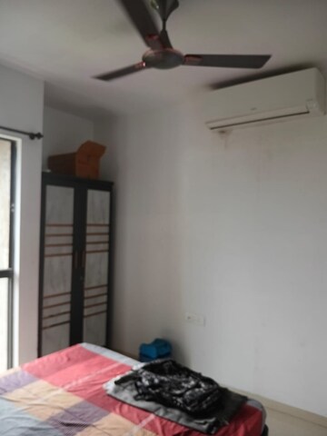 Room in 1 BHK Apartment at Lodha Palava Downtown, Dombivli East – for Rent