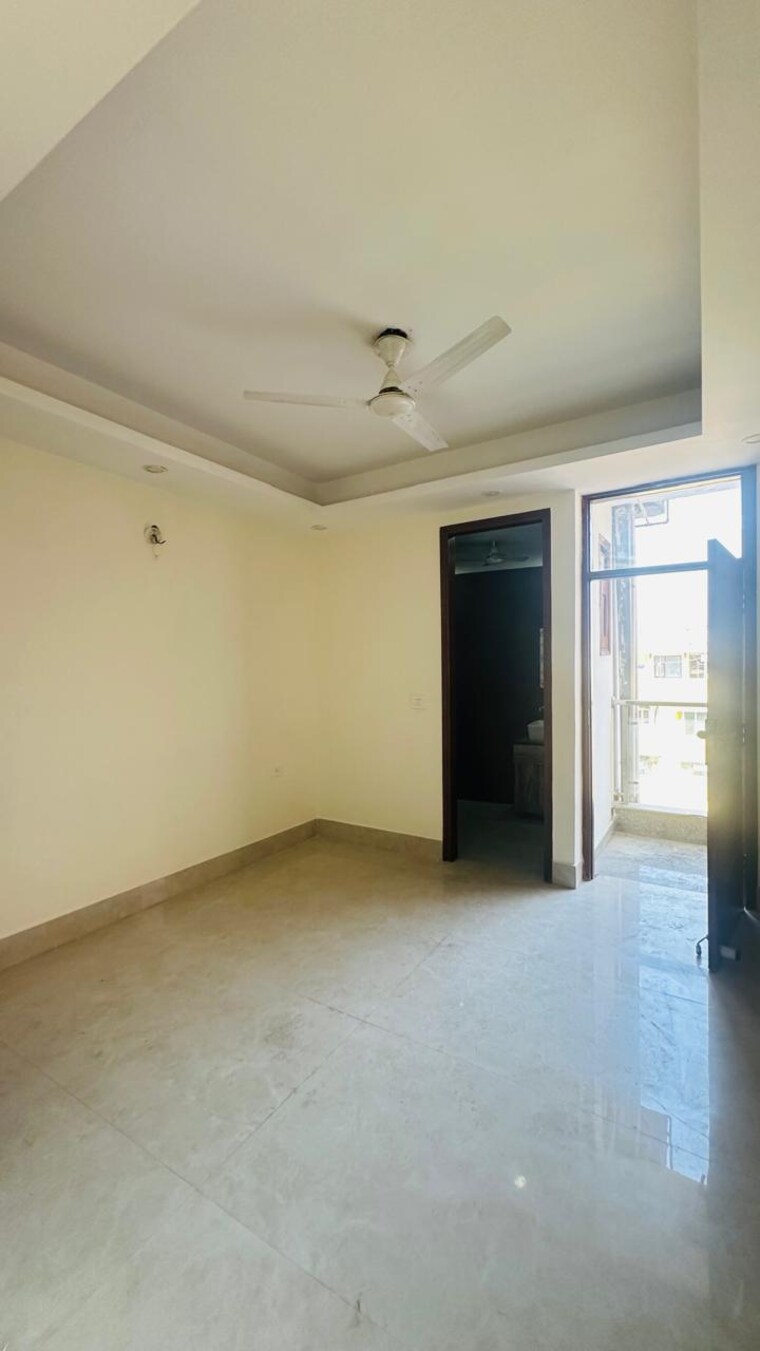 Room, saket 2 Bedroom 850 Sq.Ft. Builder Floor In Saket Delhi 9562120