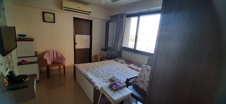 Master Bedroom, sg highway 3 Bedroom 1850 Sq.Ft. Apartment In Sg Highway Ahmedabad 9562156