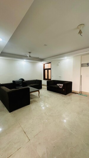 3 BHK Builder Floor For Rent in Saket