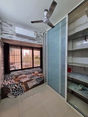 Bedroom in 1 BHK Apartment at Regal Heights Sion East, Sion East – for Rent