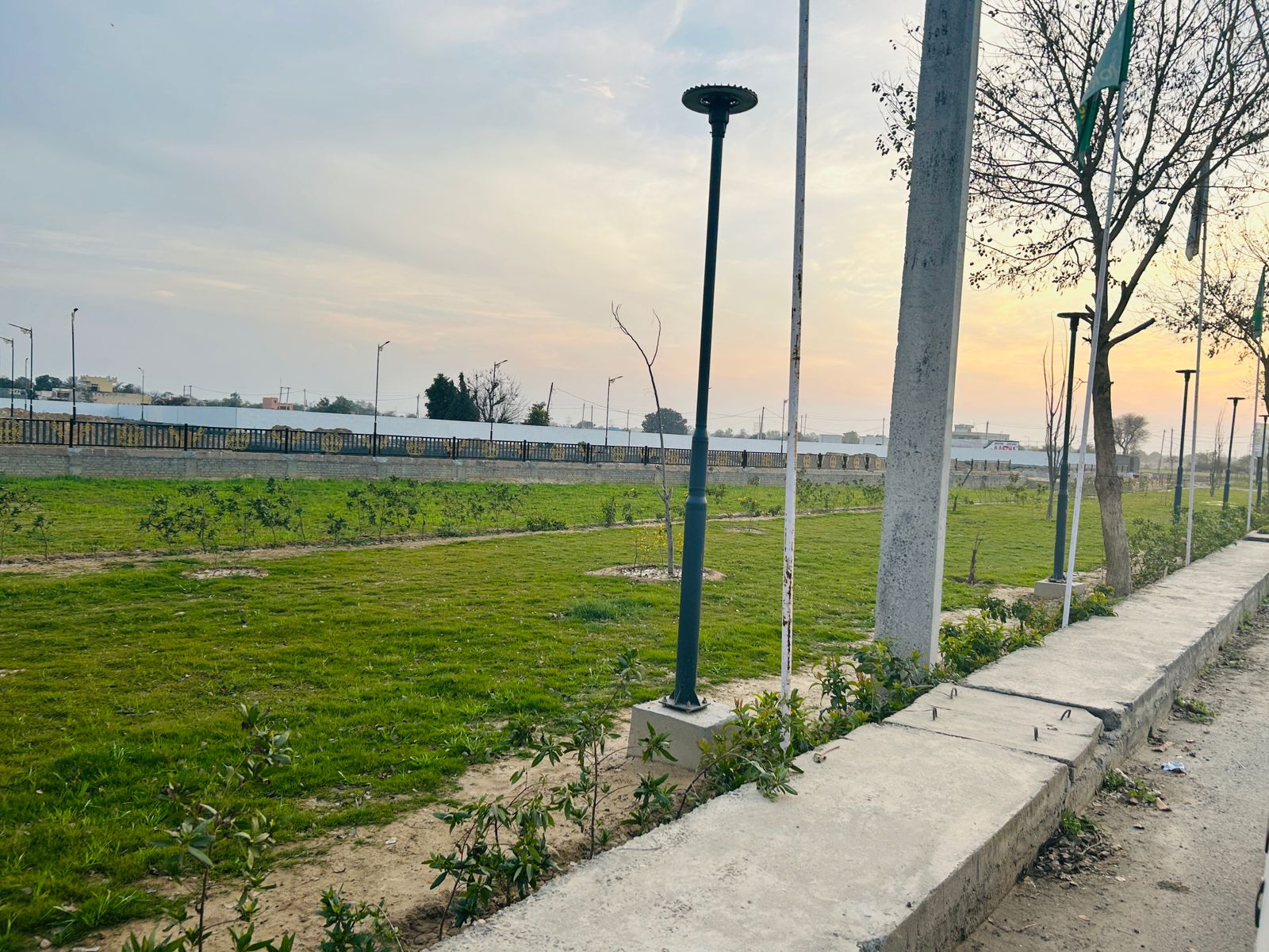 Plot For Sale in Mapsko City Homes