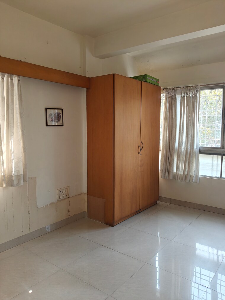 Room, madhav-residency 3 Bedroom 1500 Sq.Ft. Apartment In Aundh Pune 9562257