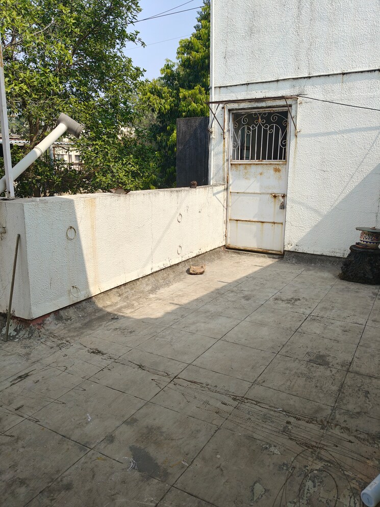 Terrace, madhav-residency 3 Bedroom 1500 Sq.Ft. Apartment In Aundh Pune 9562257
