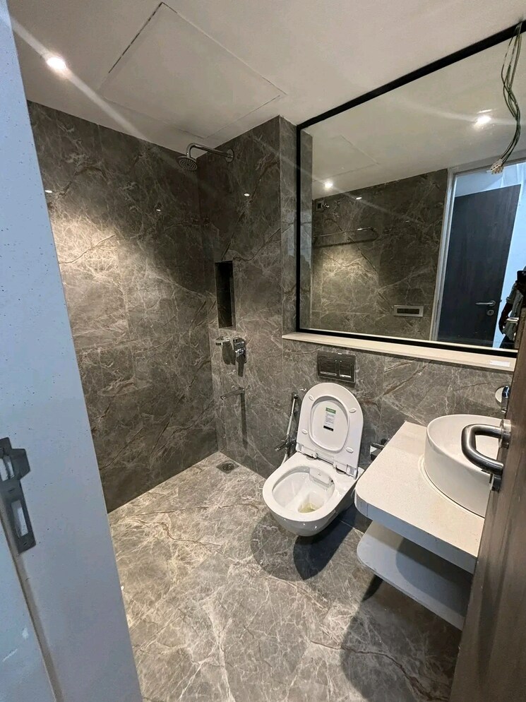 Bathroom, nahars-optionz-shopping-plaza-chs 2 Bedroom 570 Sq.Ft. Apartment In Chandivali Mumbai 9562165