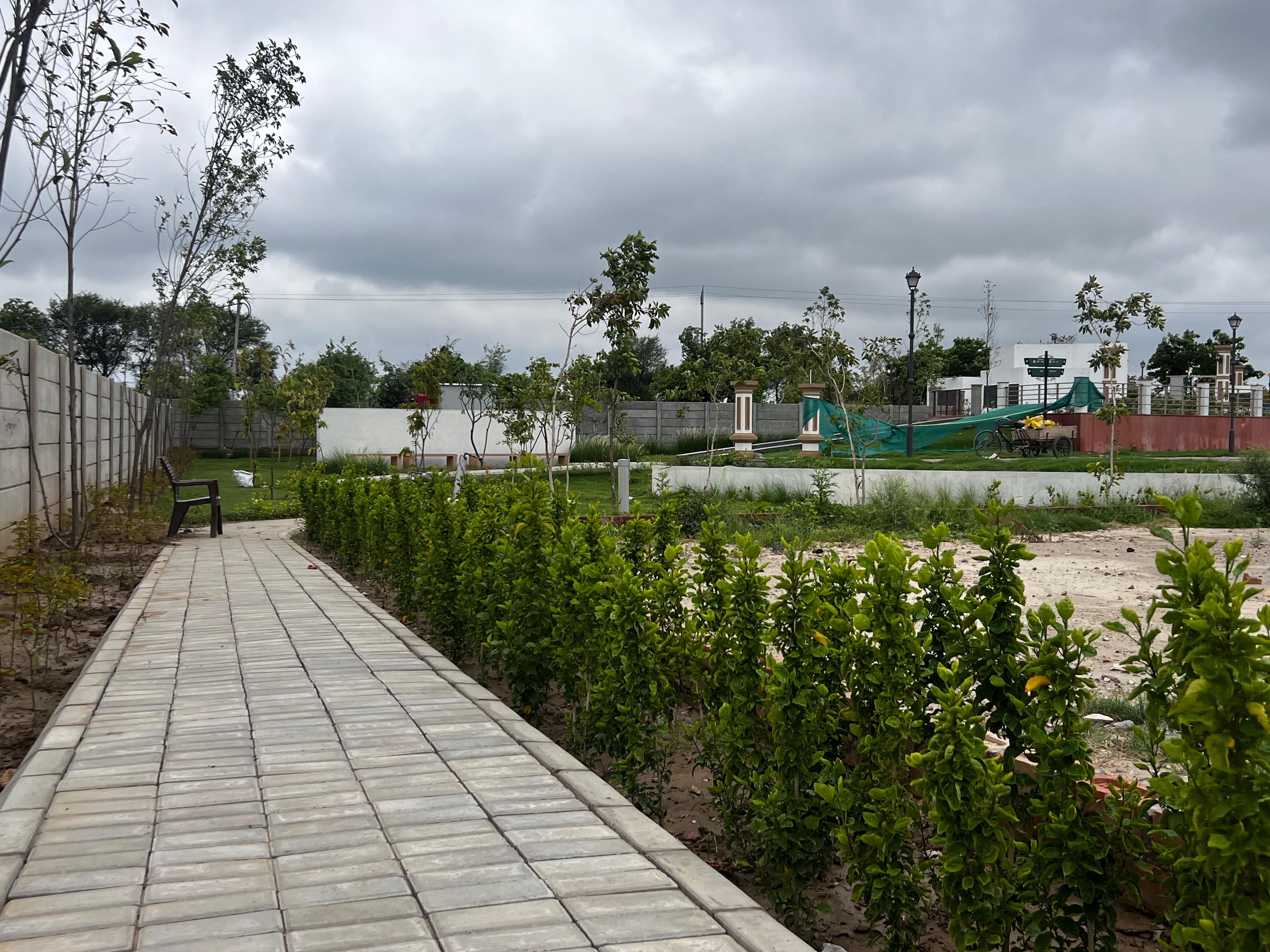 Plot For Sale in Mapsko City Homes