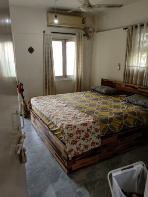 Bedroom in 2 BHK Apartment at Bandra West – for Rent