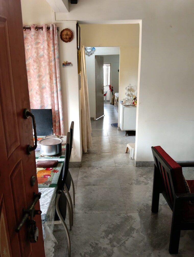 Living Room, bandra west 2 Bedroom 700 Sq.Ft. Apartment In Bandra West Mumbai 9562217