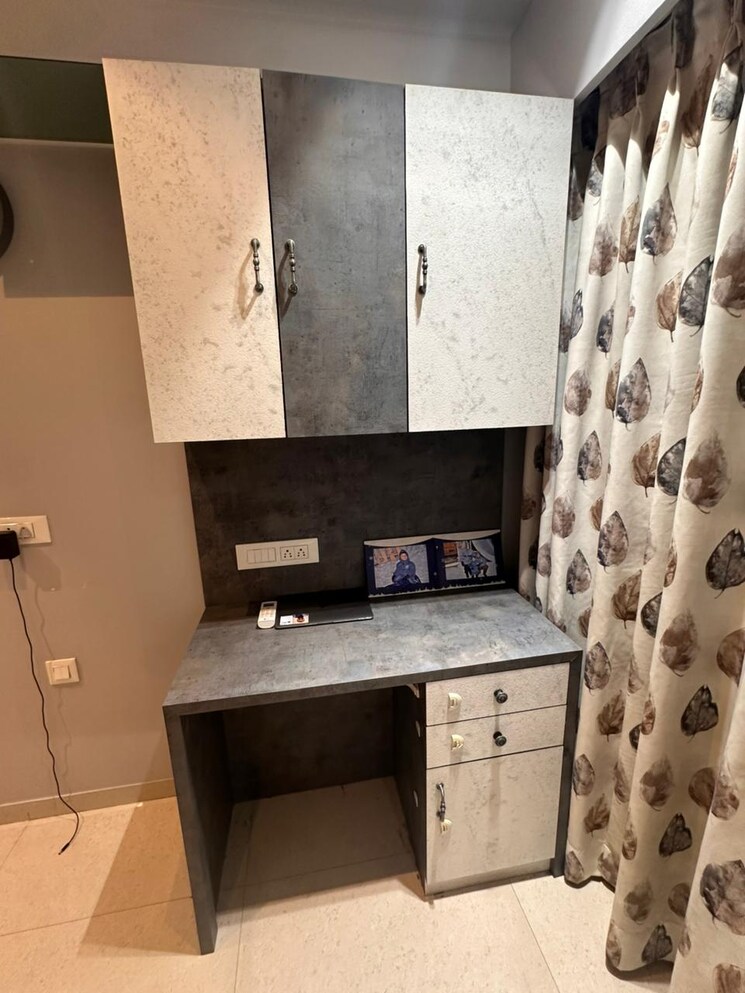 Kitchen, courtyard-by-narang-realty-and-the-wadhwa-group 2 Bedroom 720 Sq.Ft. Apartment In Pokhran Road No Two Thane 9562261