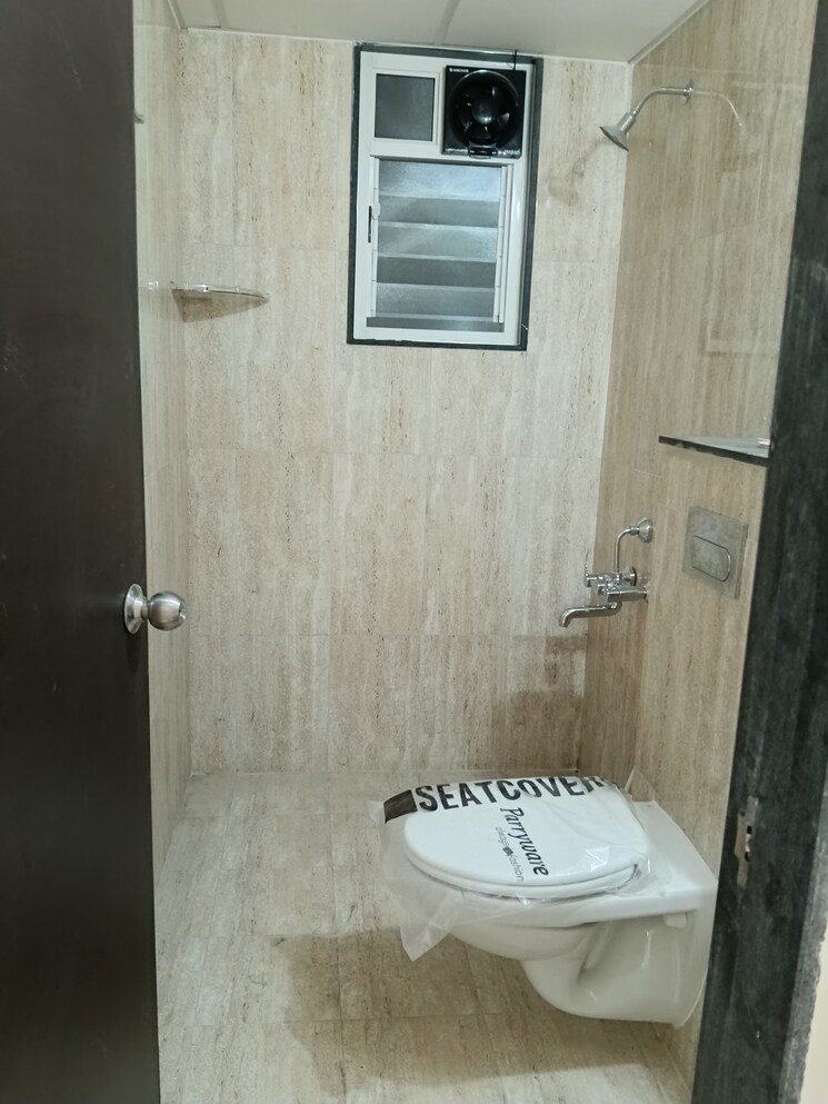 Bathroom, kolte-patil-life-republic 2 Bedroom 700 Sq.Ft. Apartment In Hinjewadi Pune 9562279