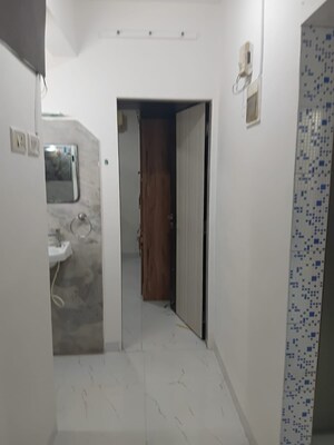Bathroom in 2 BHK Apartment at Diamond Apartment Powai, Powai – for Rent
