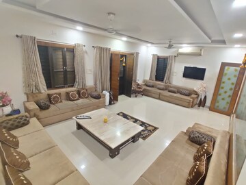 Living Room in 5 BHK Villa at Sindhu Bhavan Road – for Rent