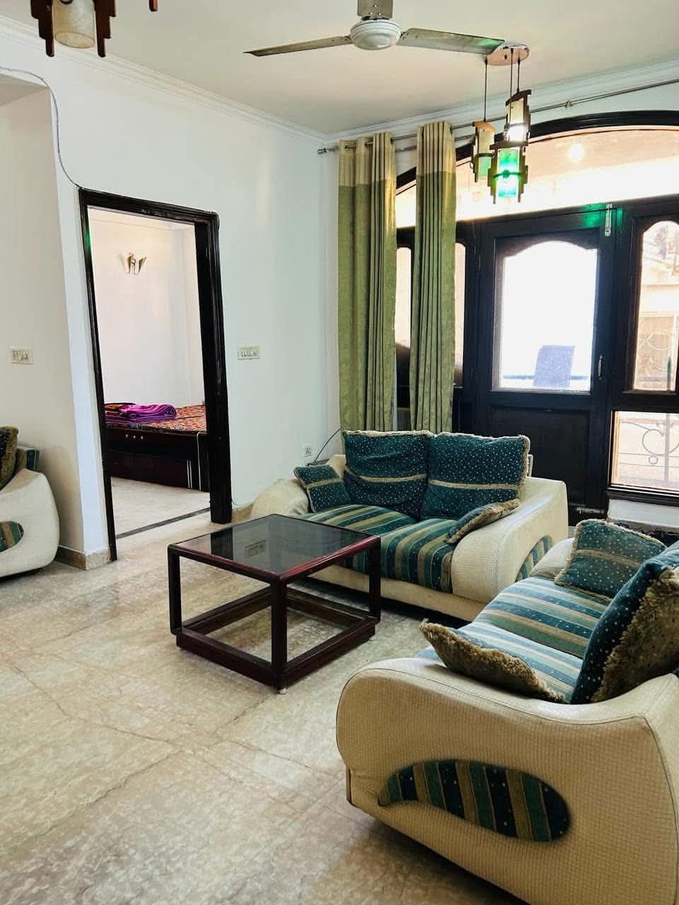 2 BHK Builder Floor For Rent in Chattarpur