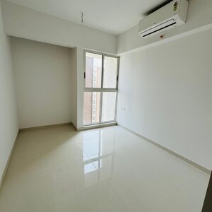 Room in 2 BHK Apartment at Lodha Upper Thane, Mankoli – for Rent