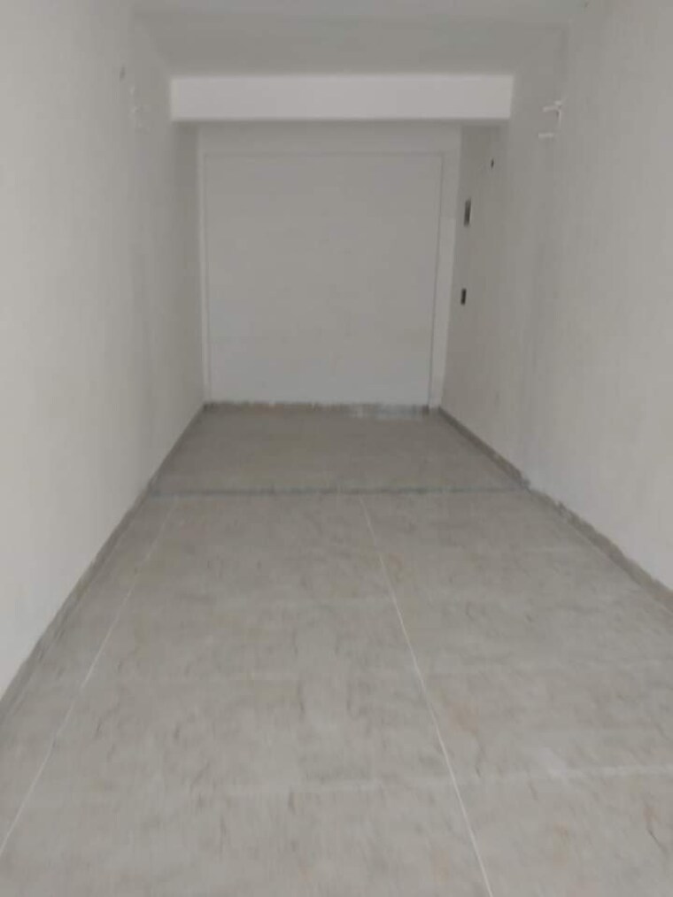 Room, danda lakhond Commercial Shop 550 Sq.Ft. In Danda Lakhond Dehradun 9562332