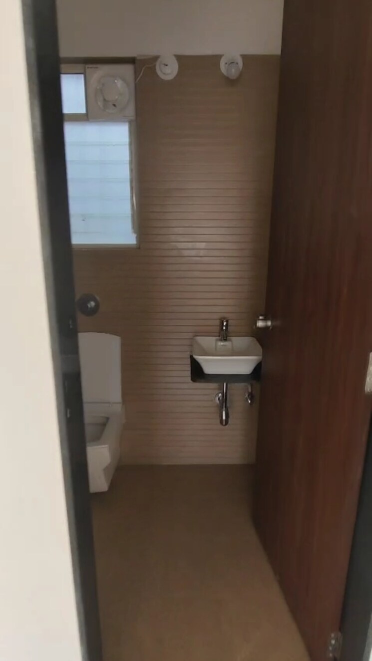 Bathroom, chandrangan-basil-amora 2 Bedroom 780 Sq.Ft. Apartment In Ambegaon Budruk Pune 9562345