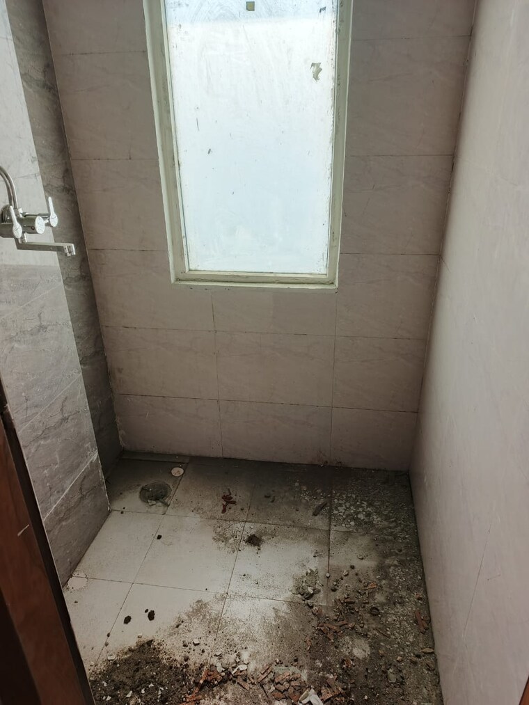 Bathroom, amrapali-golf-homes 3 Bedroom 1425 Sq.Ft. Apartment In Sector 4 Greater Noida Greater Noida 9562381
