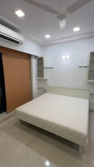 4 BHK Apartment For Rent in Vile Parle West