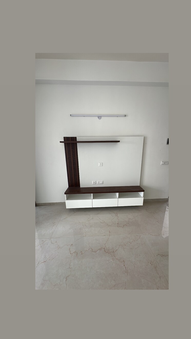 undefined, smart-world-orchard 3 Bedroom 1680 Sq.Ft. Apartment In Sector 61 Gurgaon 9562424