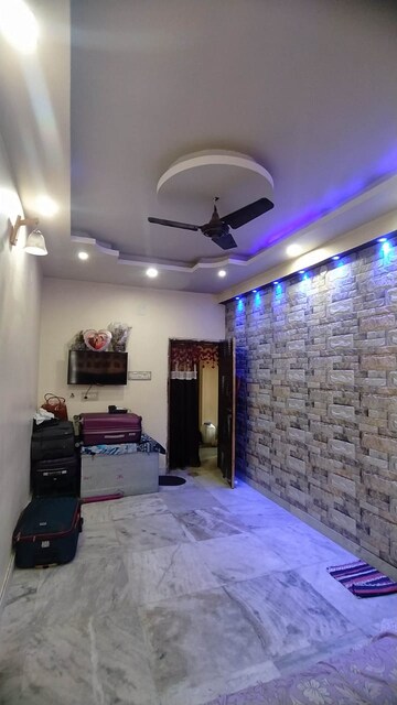 Room in 3 BHK Apartment at Sodepur – for Sale
