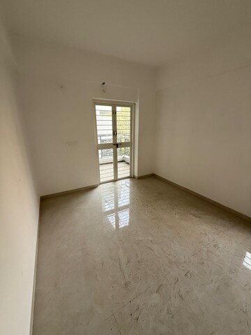 Room in 2 BHK Apartment at Kamal Elanza, Wakad – for Rent