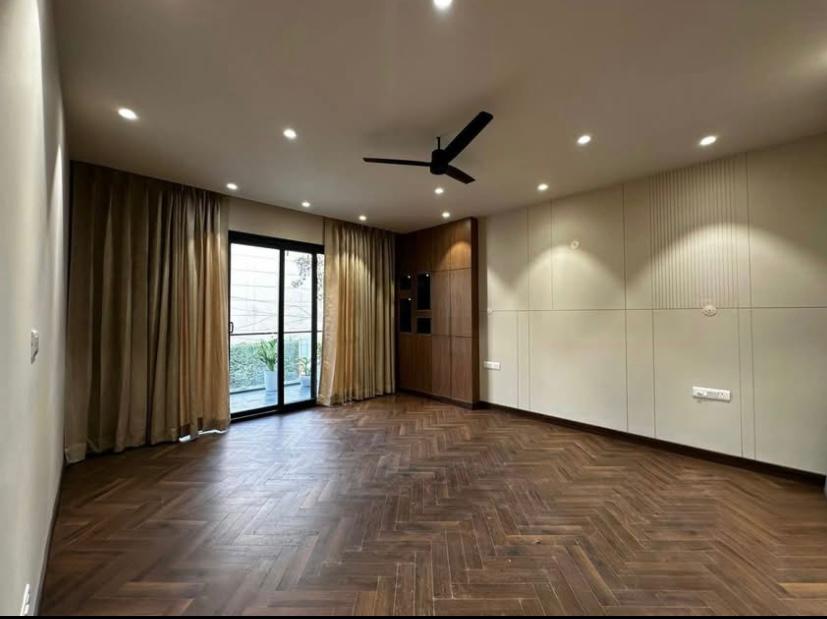 4 BHK Builder Floor For Sale in Empire Floors