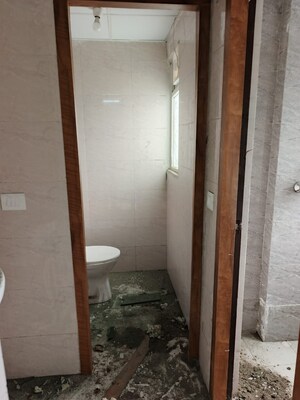 Building Lobby in 3 BHK Apartment at Amrapali Golf Homes, Sector 4 Greater Noida – for Sale