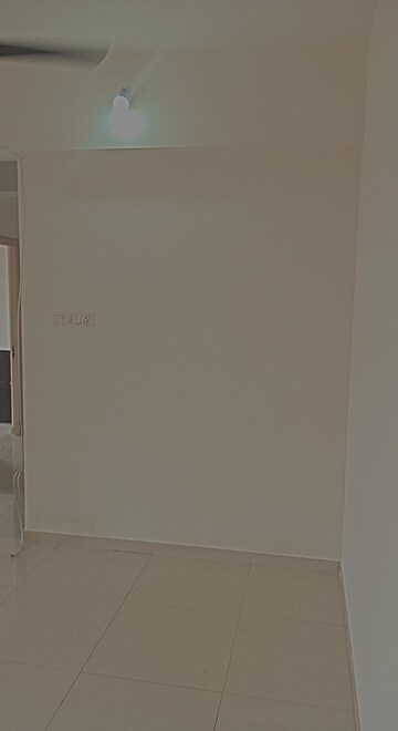 Room in 2 BHK Apartment at Vijay Residency Thane, Ghodbunder Road – for Rent