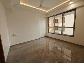 Room in 3 BHK Apartment at Krishiv Enclave, Chembur – for Rent