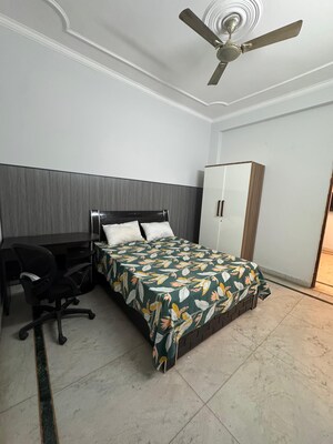 2 BHK Builder Floor For Rent in Sector 23