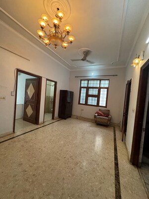 Living Room in 2 BHK Builder Floor at Sector 23 – for Rent