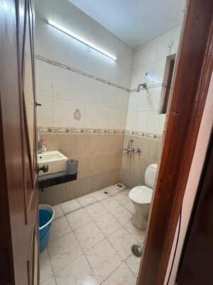 Bathroom in 2 BHK Builder Floor at Sector 23 – for Rent