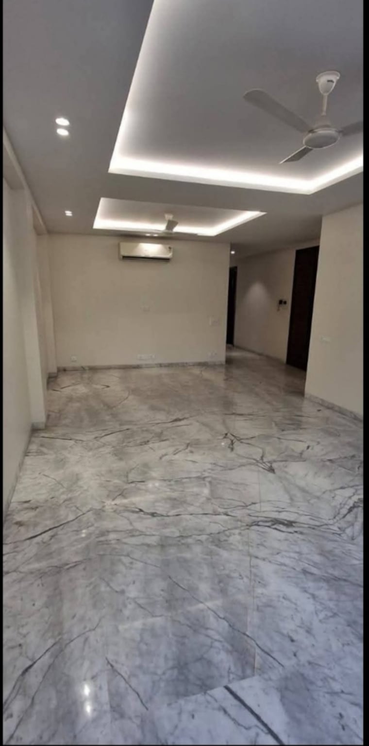 Living Room, greater kailash i 3 Bedroom 2000 Sq.Ft. Builder Floor In Greater Kailash I Delhi 9562648