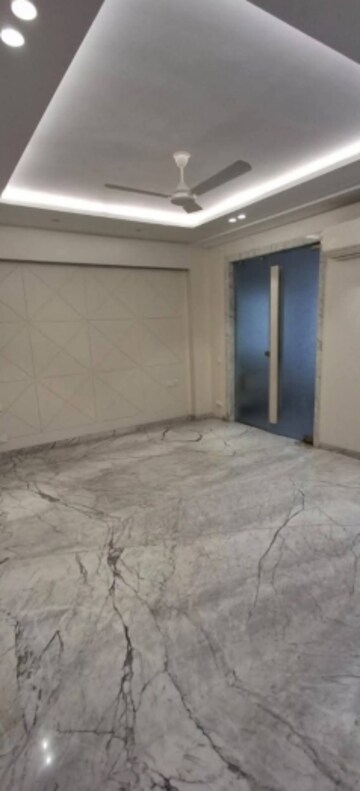 Master Bedroom in 3 BHK Builder Floor at Greater Kailash I – for Rent